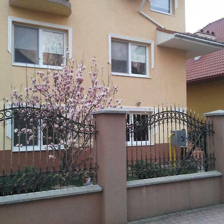 Apartments I & I Berehove  Exterior photo